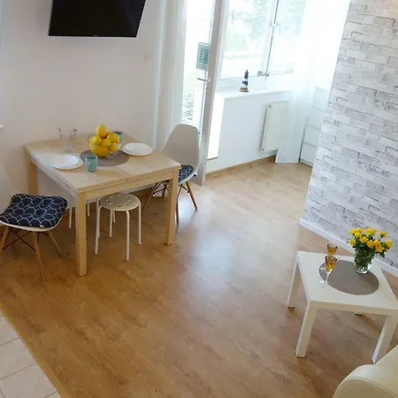 Bernadowska Apartmenty Lu 800m Plaza * 소포트